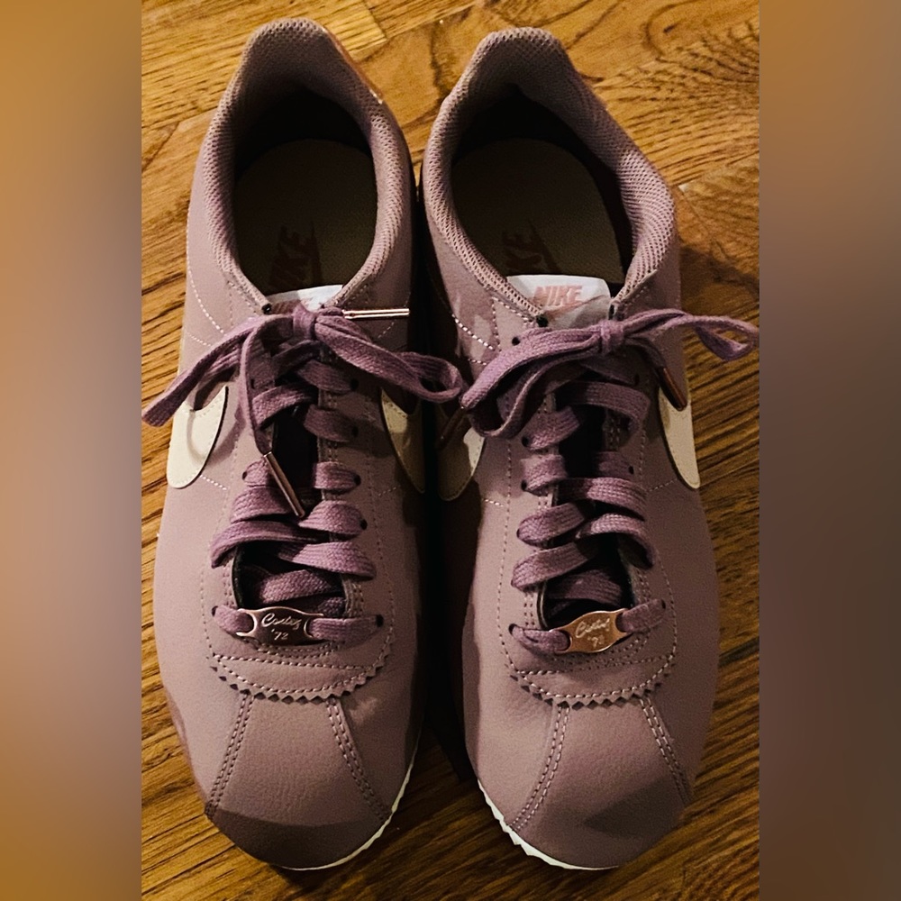 Nike Purple Athletic Shoes with Flexible Sole